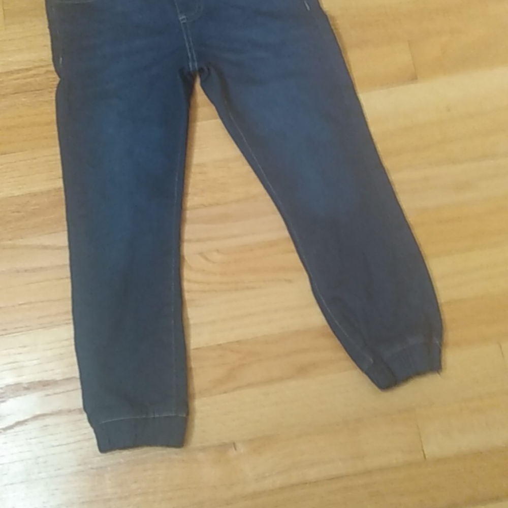Blue jeans - Picture 3 of 4